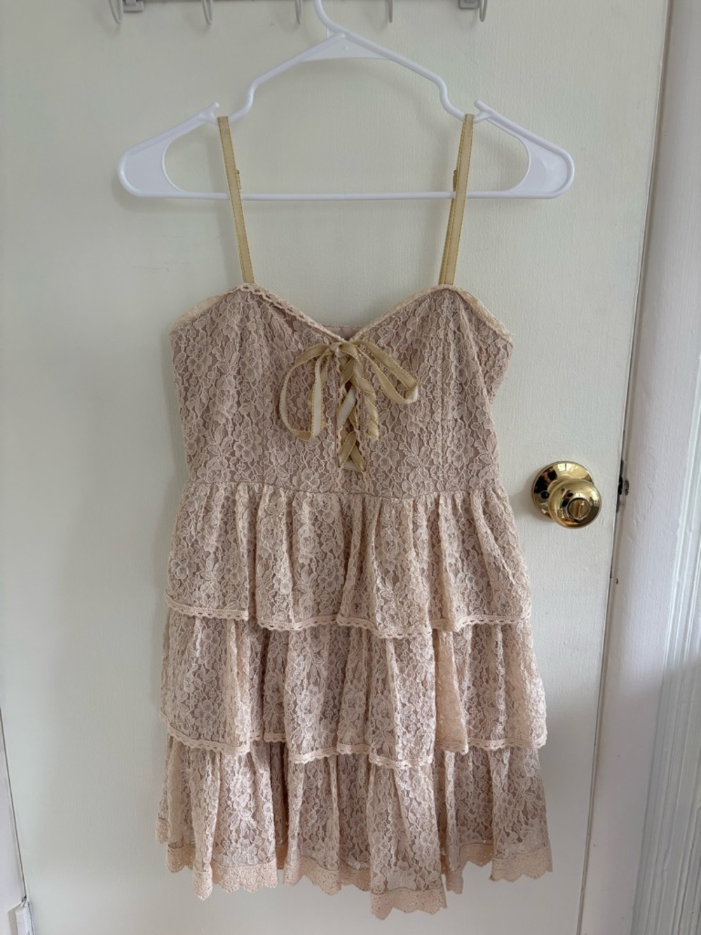 LIZ LISA Lace Bow-Front Dress in Light Pink